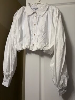 Cropped Puff Sleeve Button-Up Blouse - White